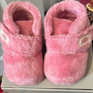 UGG Baby Booties in Soft Pink